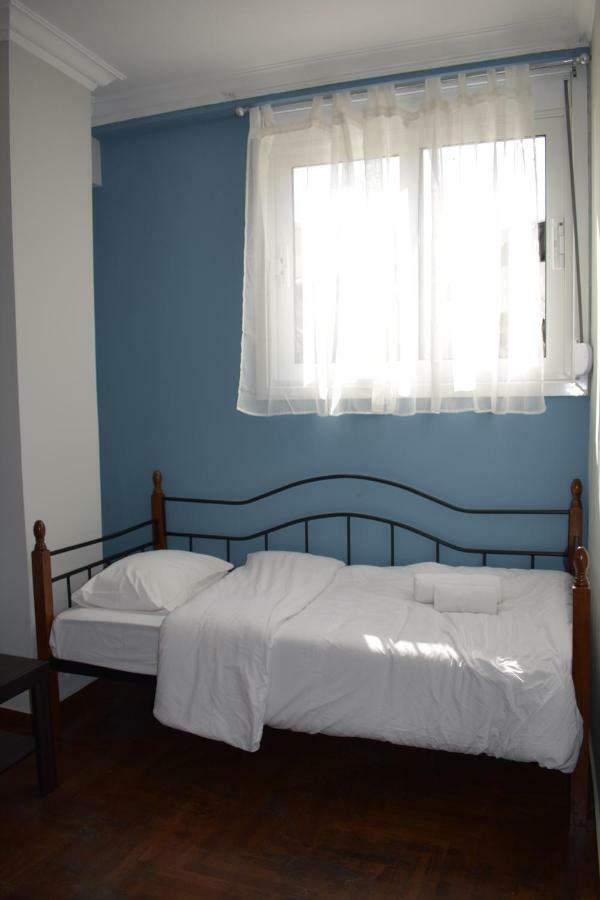 Athenian Modern Apartment Mavili Square Atenas Exterior foto