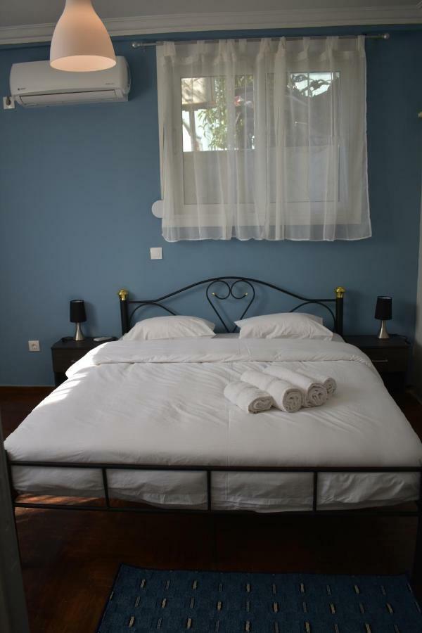 Athenian Modern Apartment Mavili Square Atenas Exterior foto
